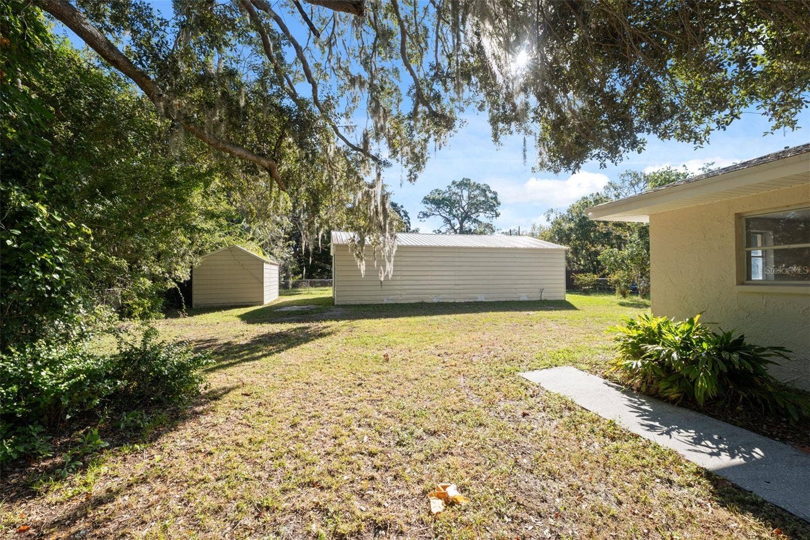 8103 GULF WAY, Hudson, FL 34667 BACKYARD /SHOP