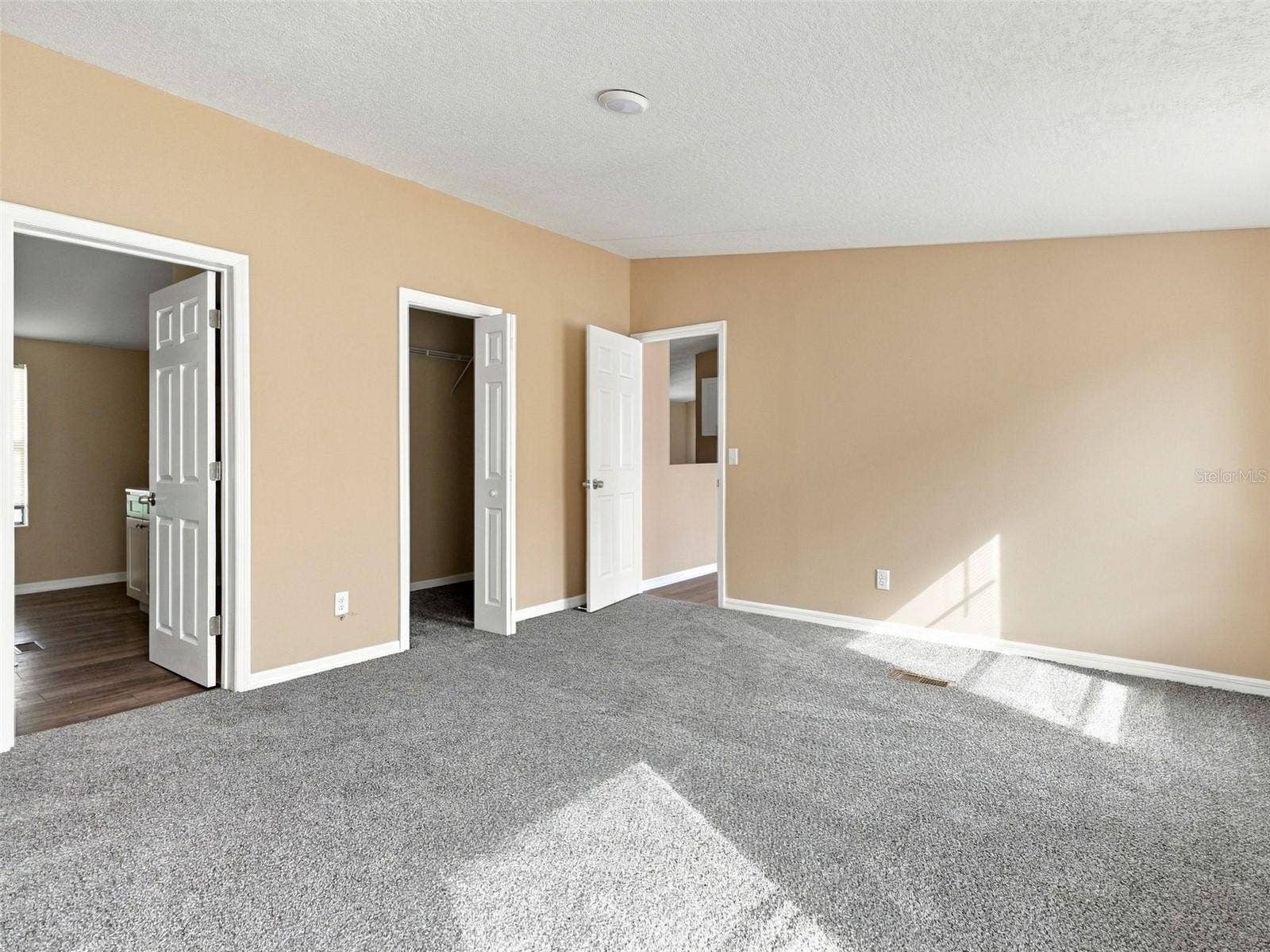 10043 GILMER STREET, New Port Richey, FL 34654