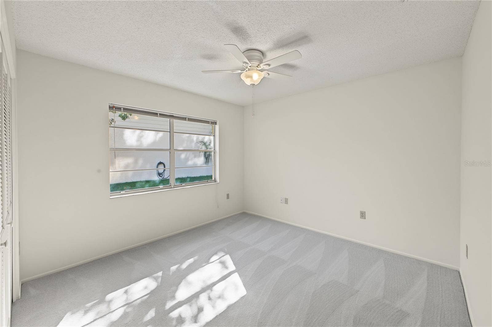 7103 CROWN OAKS DRIVE, Spring Hill, FL 34606 7103 CROWN OAKS DRIVE, Spring Hill, FL 34606