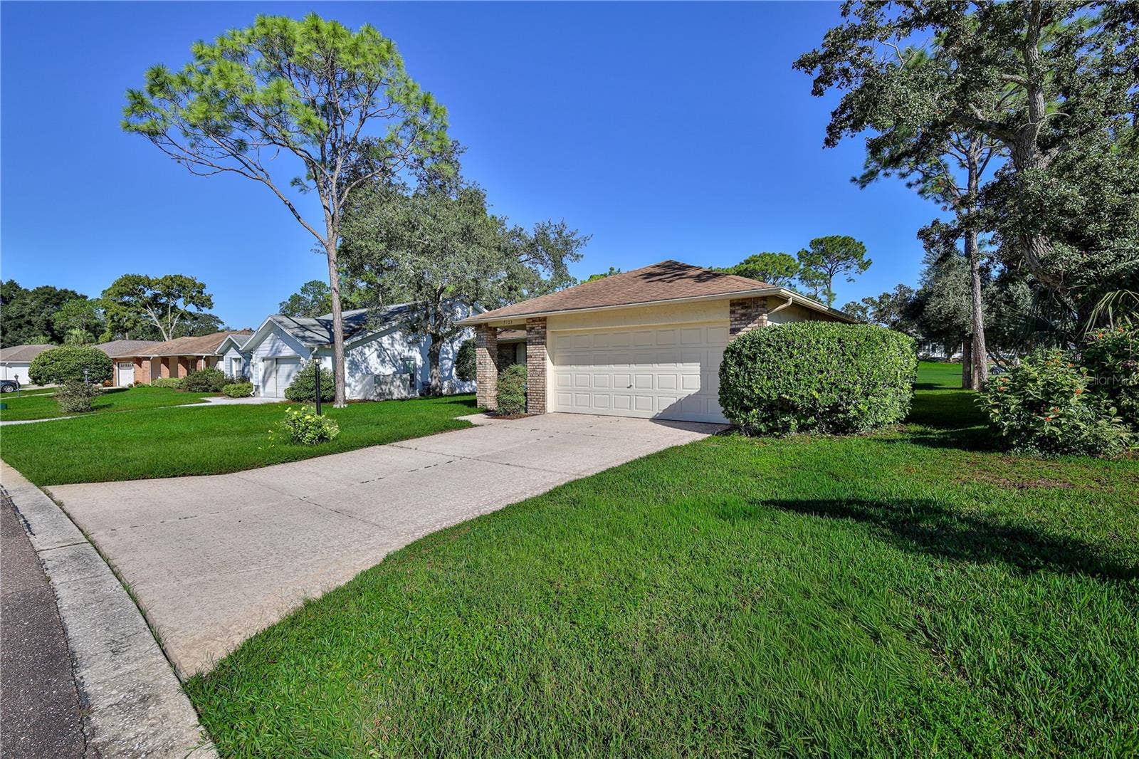 7103 CROWN OAKS DRIVE, Spring Hill, FL 34606 7103 CROWN OAKS DRIVE, Spring Hill, FL 34606