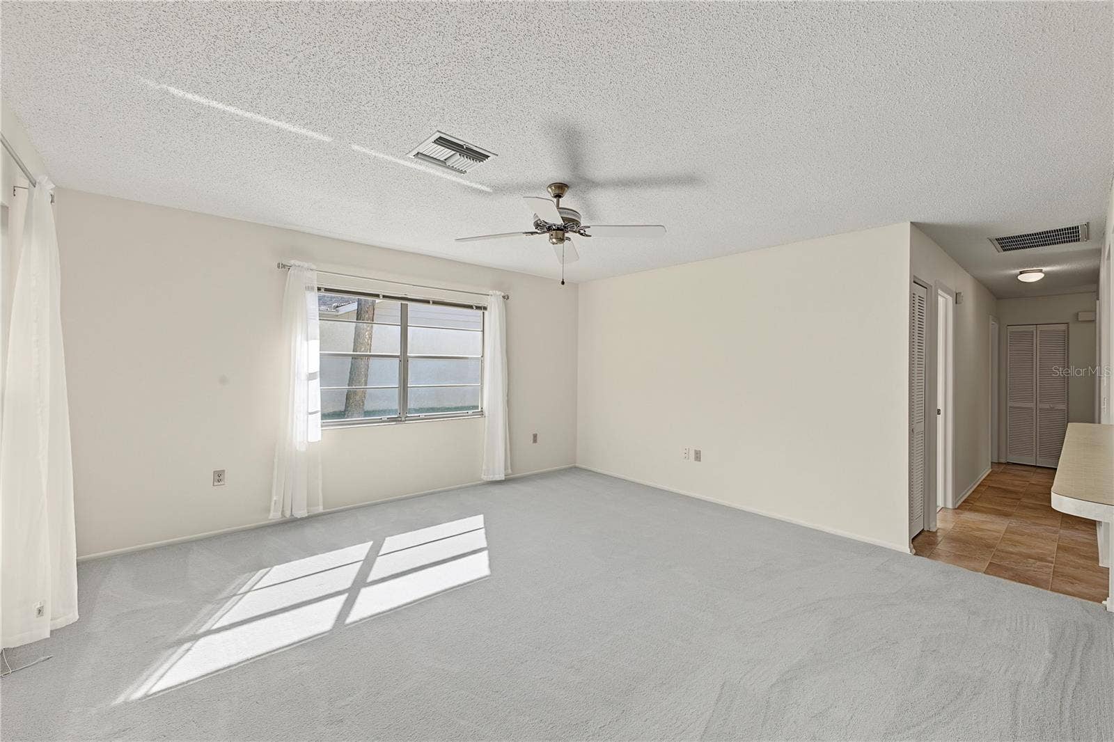 7103 CROWN OAKS DRIVE, Spring Hill, FL 34606 7103 CROWN OAKS DRIVE, Spring Hill, FL 34606