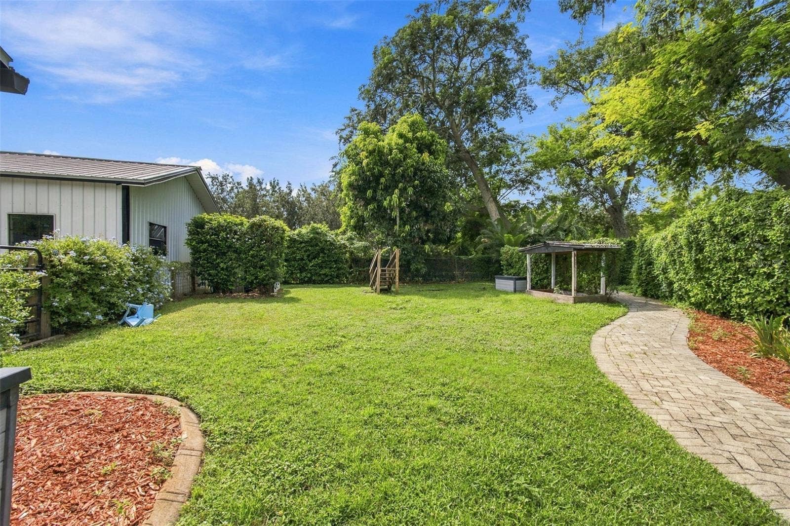 19902 GUNN HIGHWAY, Odessa, FL 33556 19902 GUNN HIGHWAY, Odessa, FL 33556