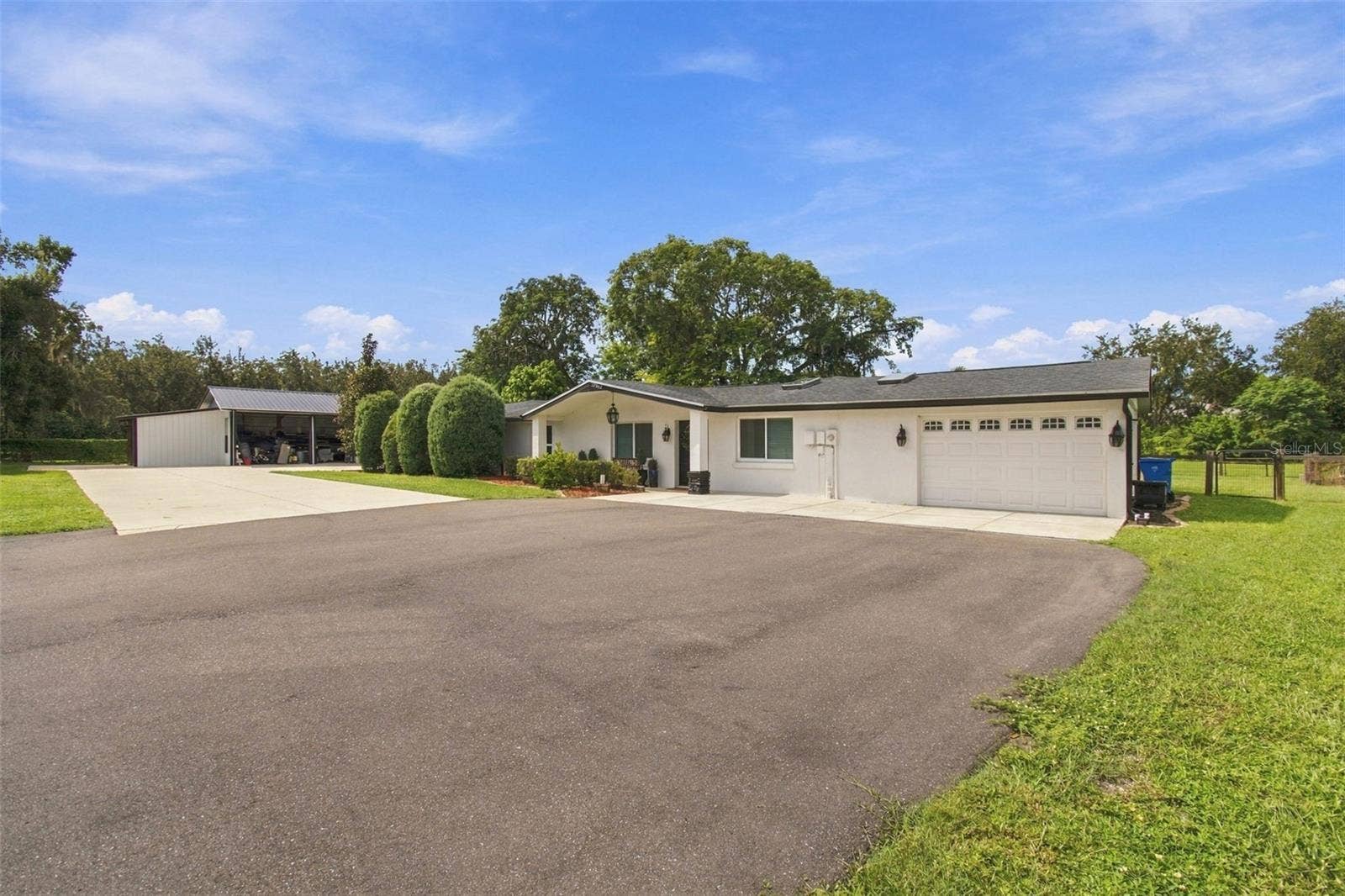 19902 GUNN HIGHWAY, Odessa, FL 33556 19902 GUNN HIGHWAY, Odessa, FL 33556