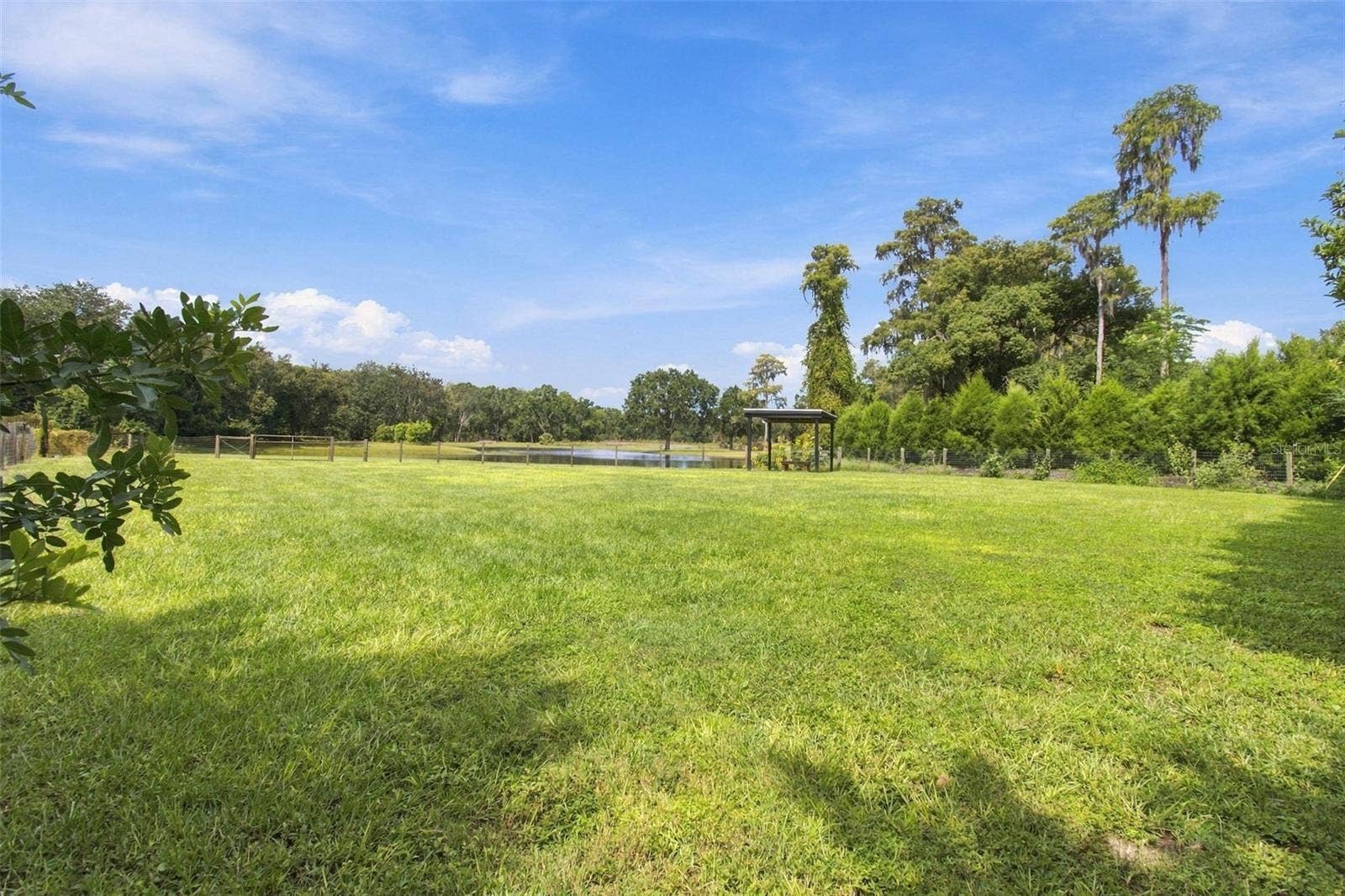 19902 GUNN HIGHWAY, Odessa, FL 33556 19902 GUNN HIGHWAY, Odessa, FL 33556