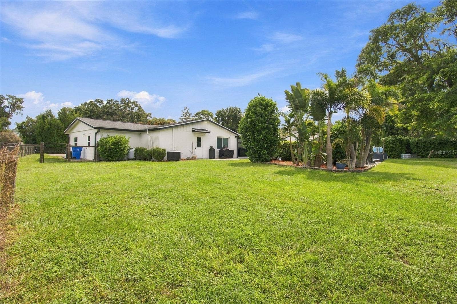19902 GUNN HIGHWAY, Odessa, FL 33556 19902 GUNN HIGHWAY, Odessa, FL 33556