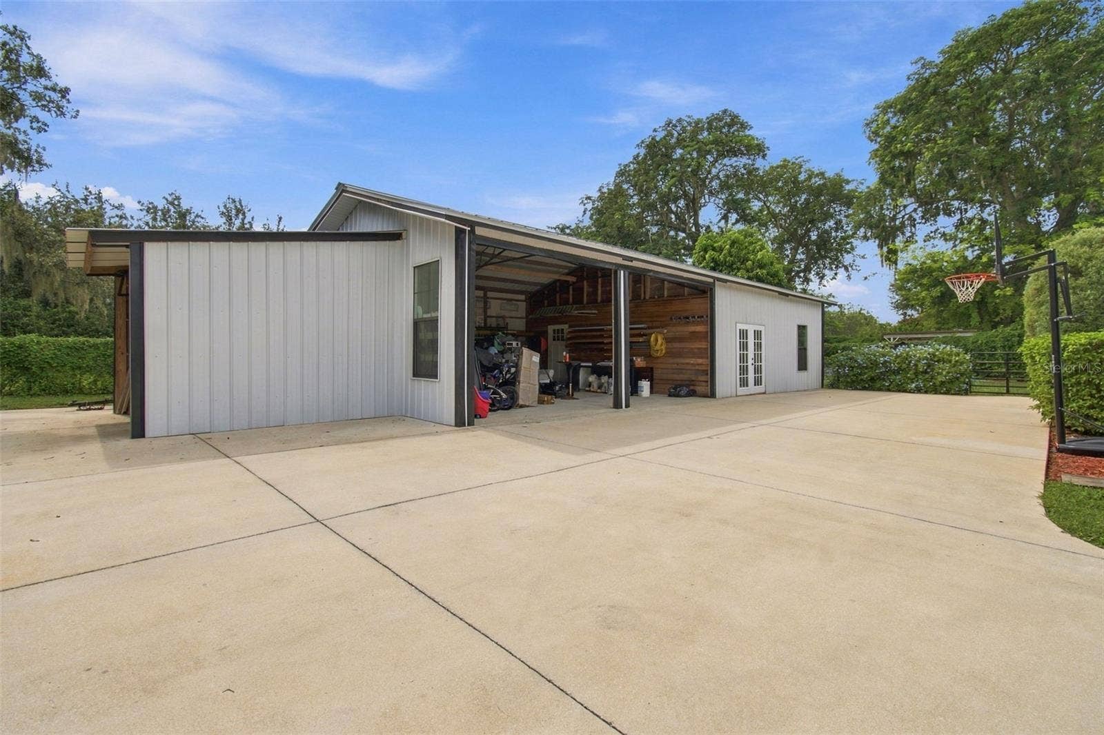 19902 GUNN HIGHWAY, Odessa, FL 33556 19902 GUNN HIGHWAY, Odessa, FL 33556