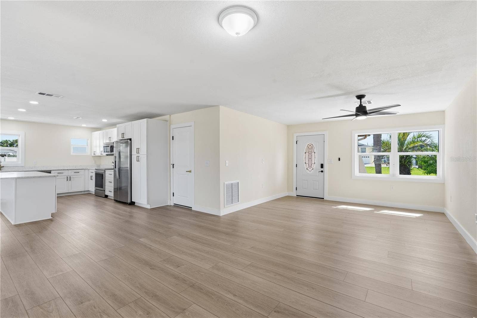 7507 MAKO DRIVE, Hudson, FL 34667 VIEW FROM DINING ROOM