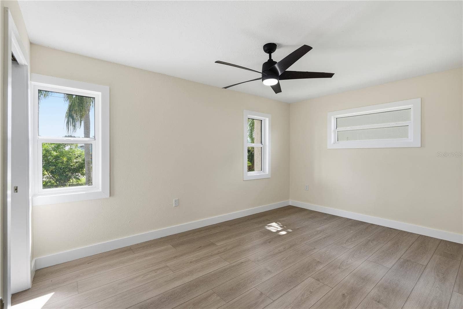 7507 MAKO DRIVE, Hudson, FL 34667 MAIN BEDROOM