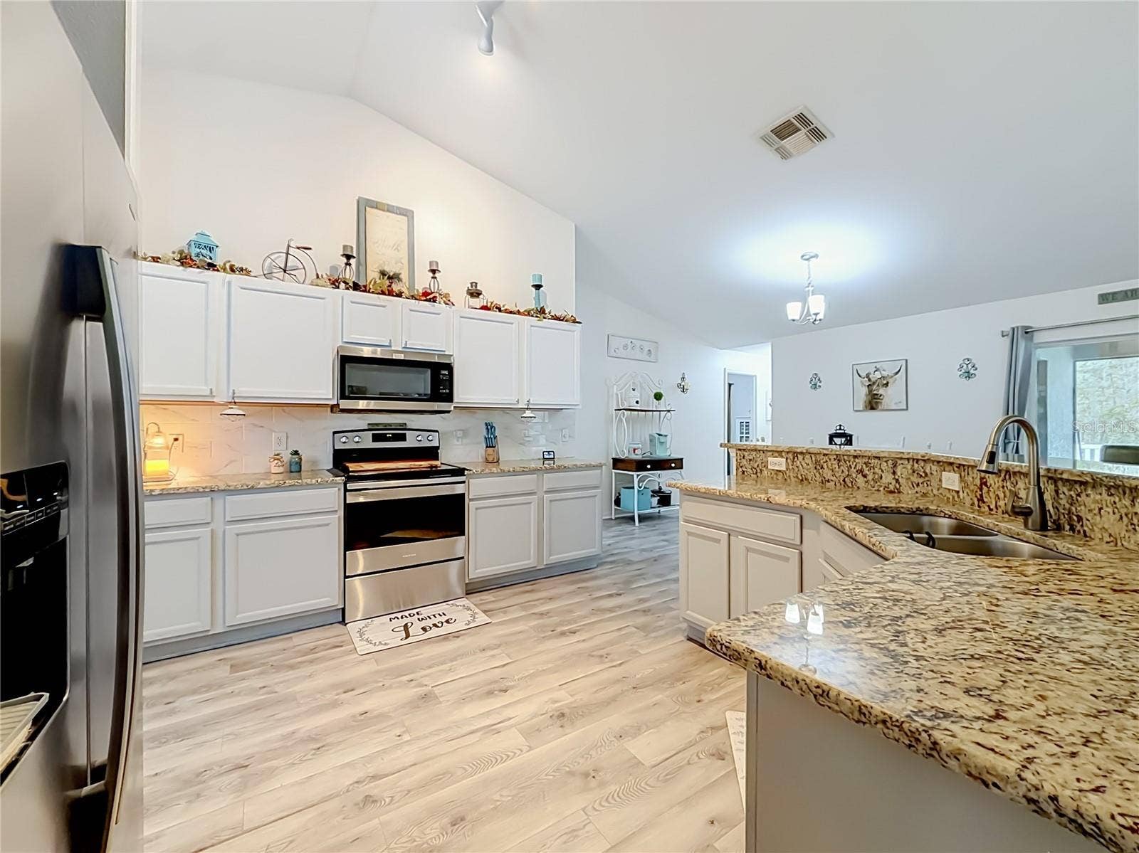 15 PITCAIRN COURT, Homosassa, FL 34446