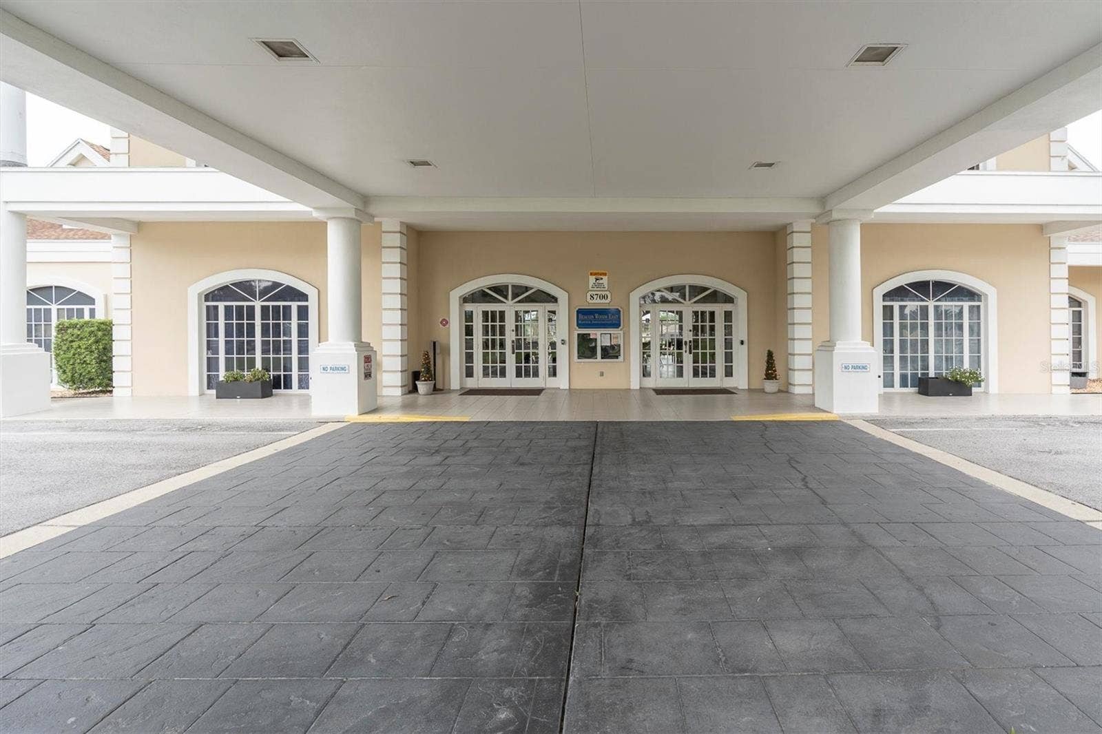8721 LATHAM LANE, Hudson, FL 34667 8721 LATHAM LANE, Hudson, FL 34667