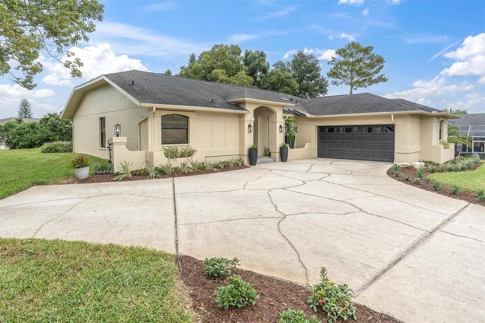 8721 LATHAM LANE, Hudson, FL 34667 8721 LATHAM LANE, Hudson, FL 34667
