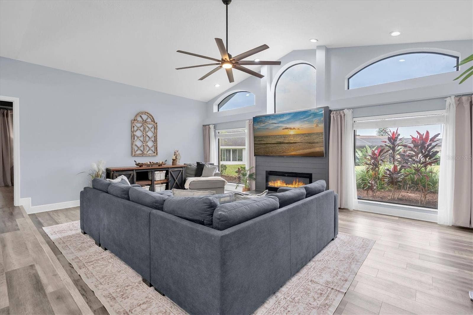 8721 LATHAM LANE, Hudson, FL 34667 8721 LATHAM LANE, Hudson, FL 34667