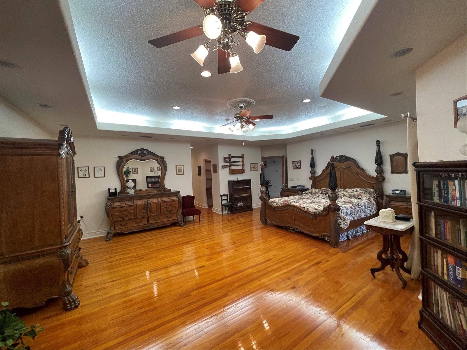 5422 CYRIL DRIVE, Dade City, FL 33523