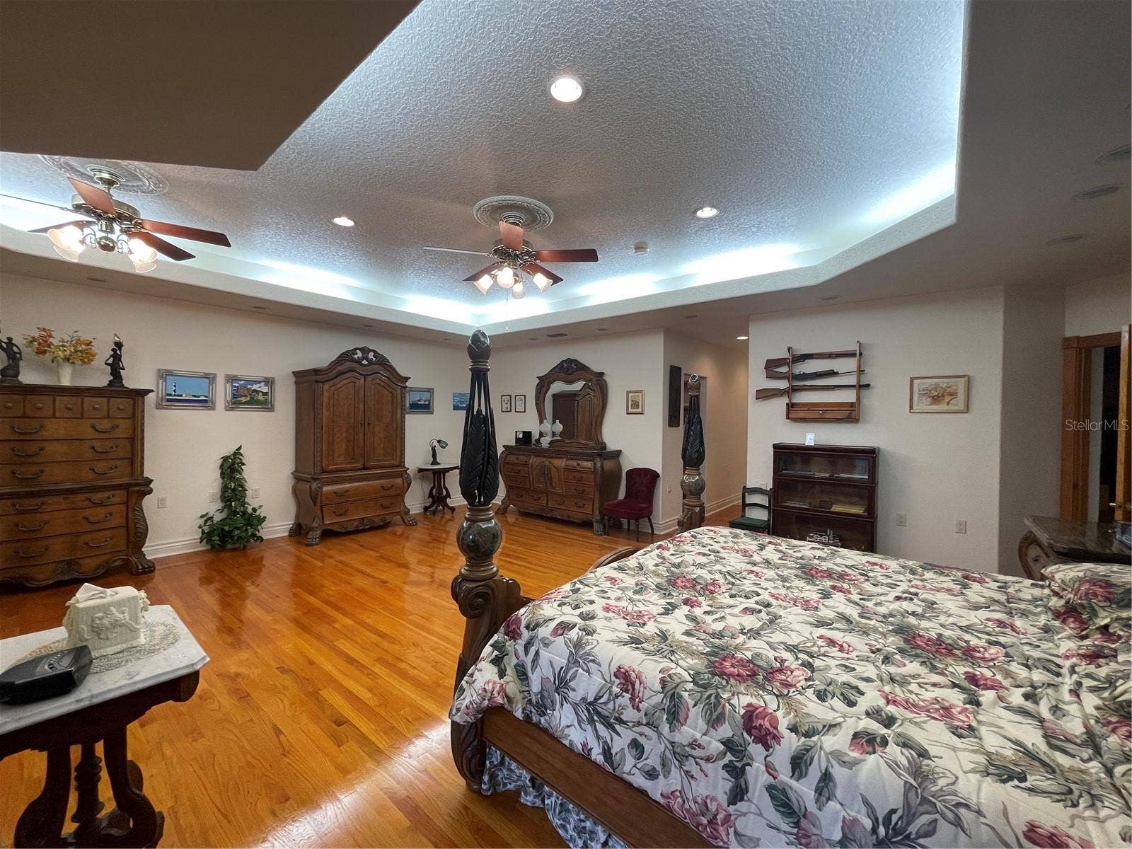5422 CYRIL DRIVE, Dade City, FL 33523