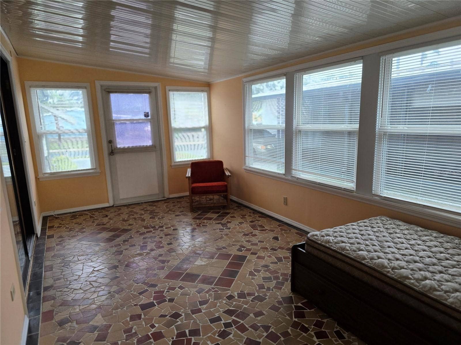 16802 HARLEY STREET, Hudson, FL 34667 EXTRA ROOM/NEW WINDOWS