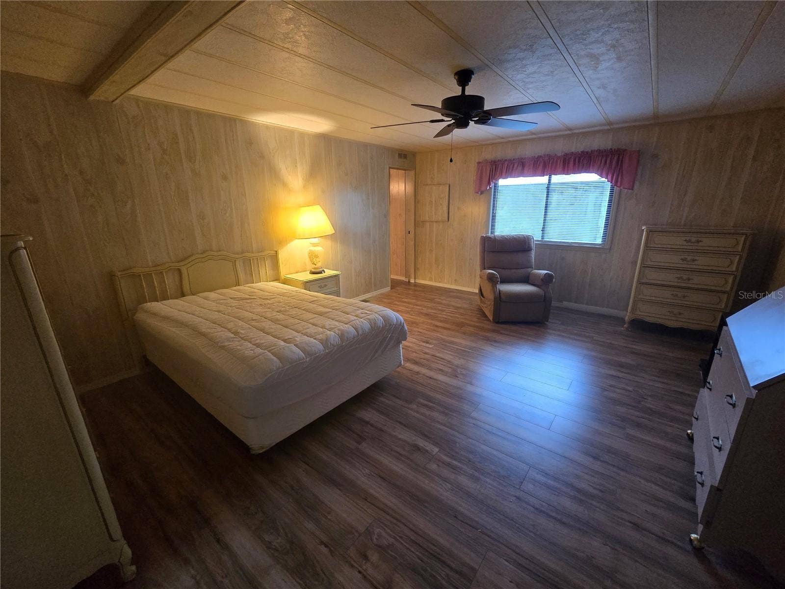 16802 HARLEY STREET, Hudson, FL 34667 LARGE PRIMARY BEDROOM
