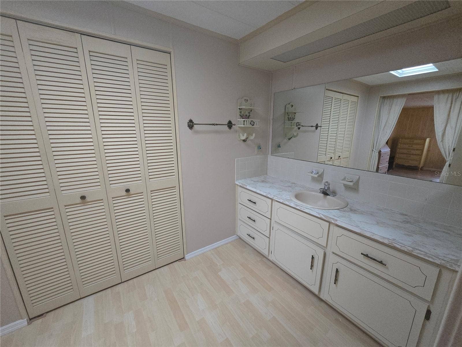 16802 HARLEY STREET, Hudson, FL 34667 PRIMARY BATHROOM