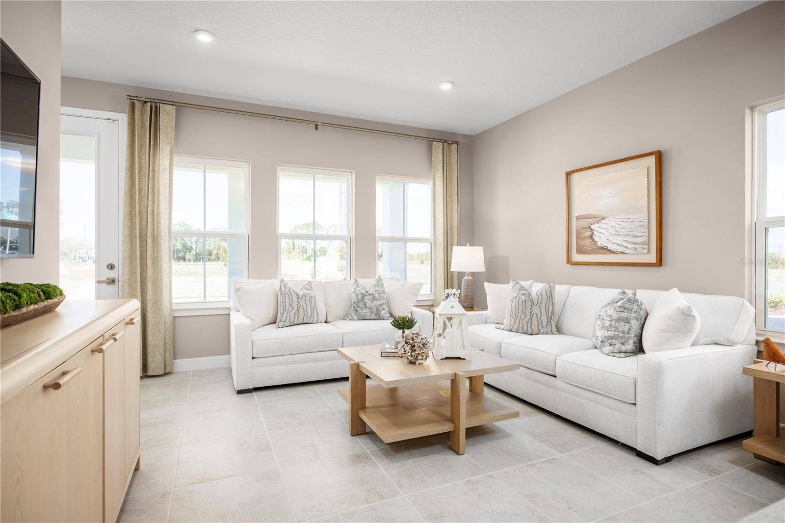 661 STONELEIGH LANE, Debary, FL 32713
