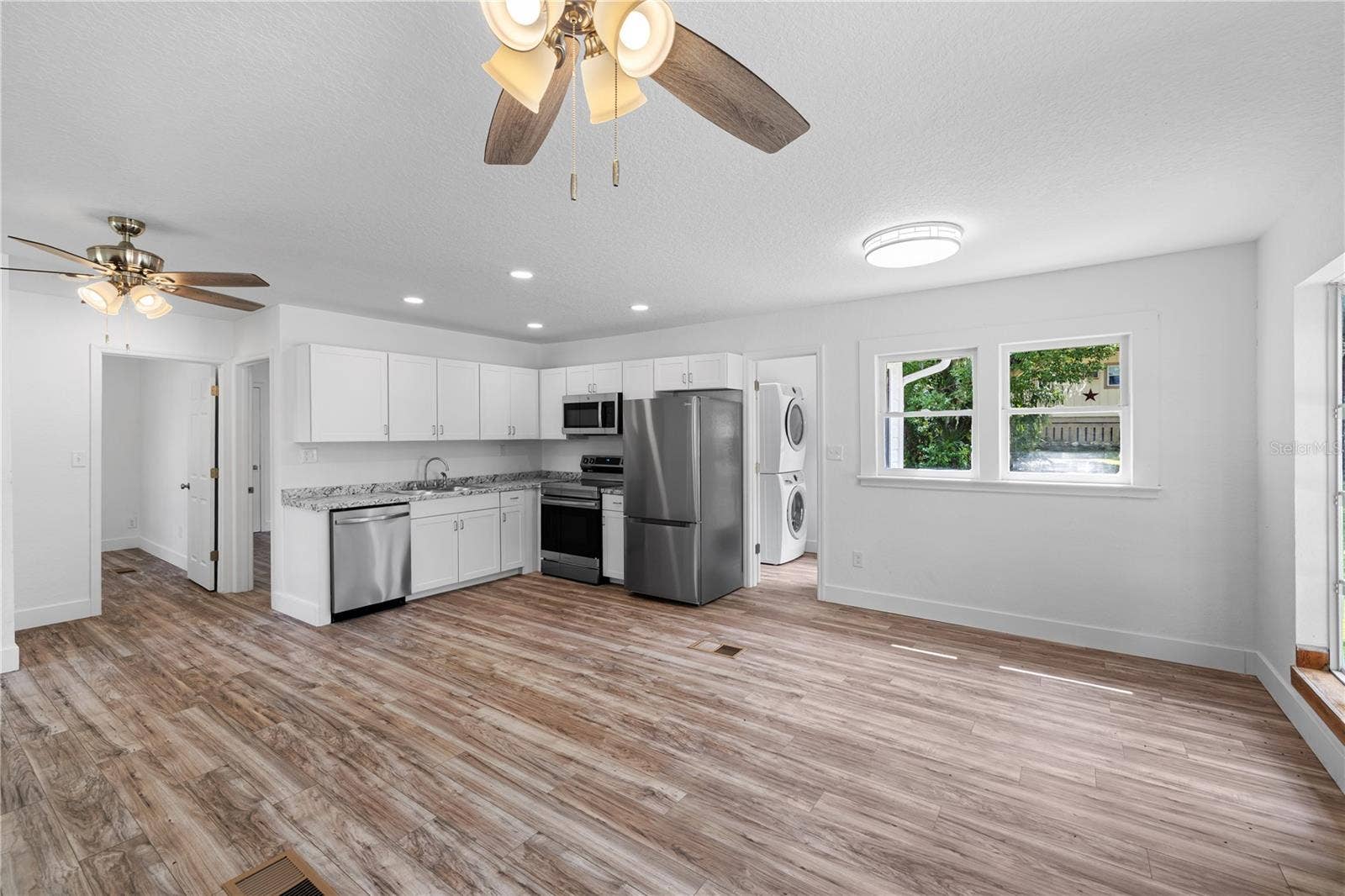 614 HOWELL AVENUE, #2, Brooksville, FL 34601
