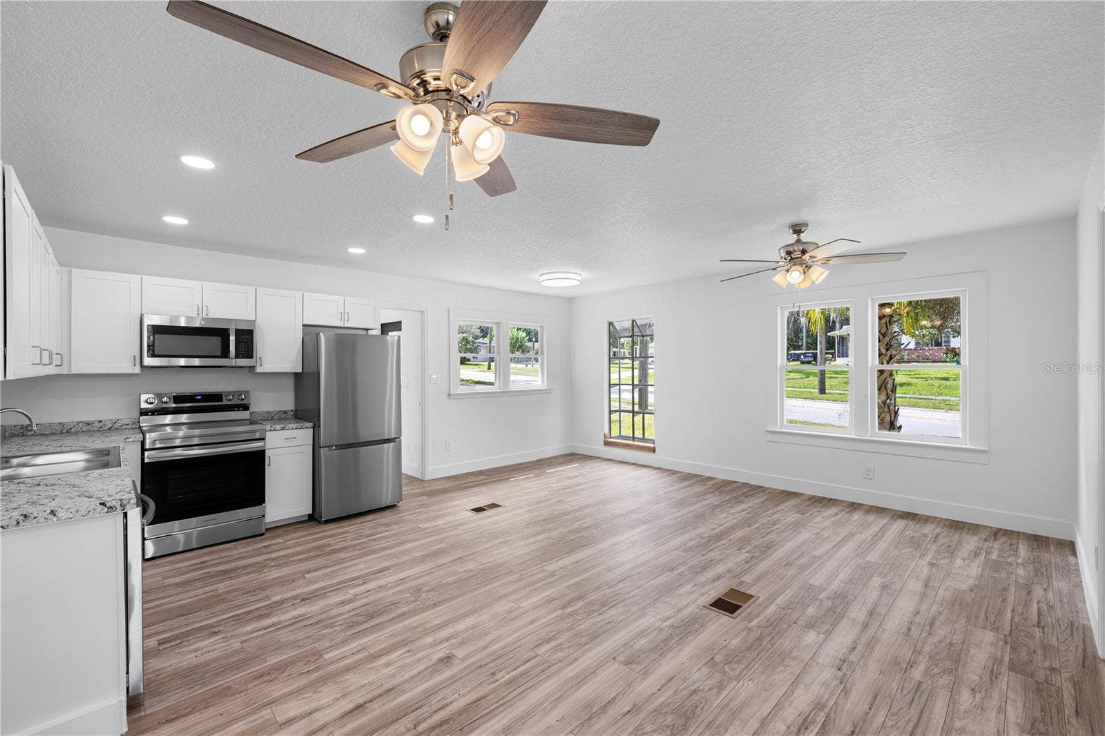 614 HOWELL AVENUE, #2, Brooksville, FL 34601