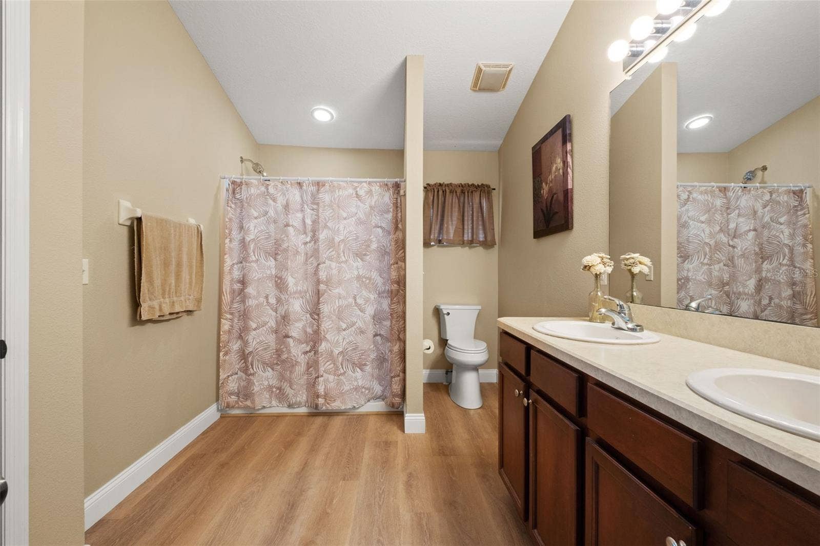 8423 BLUE ROCK DRIVE, New Port Richey, FL 34653 8423 BLUE ROCK DRIVE, New Port Richey, FL 34653