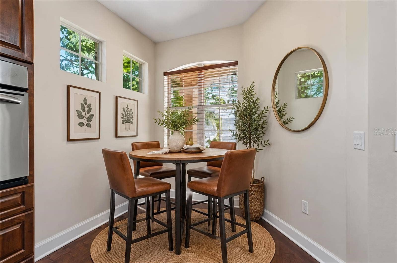 Virtually Staged Dinette