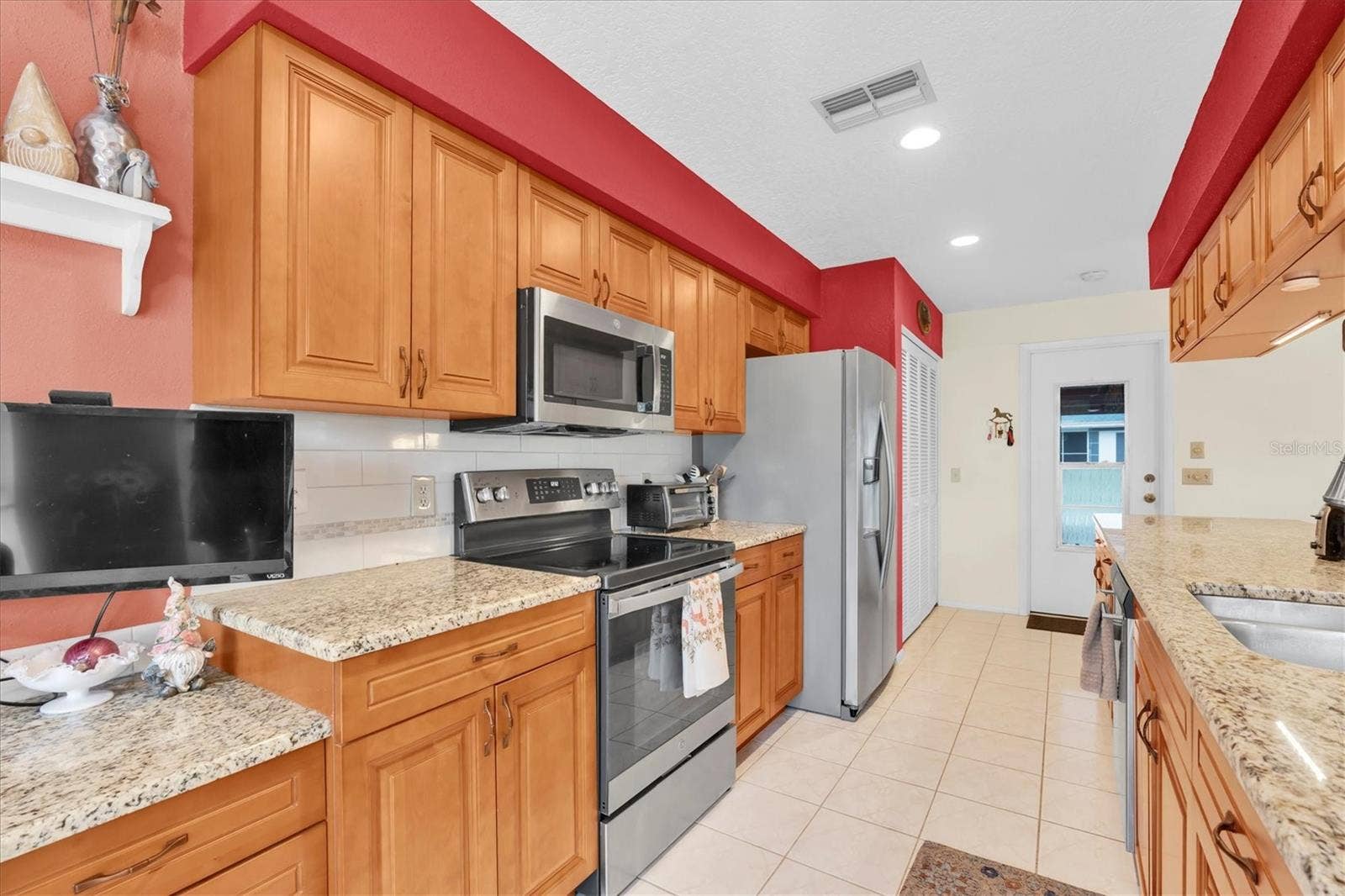 Port Richey, FL 34668 Port Richey, FL 34668