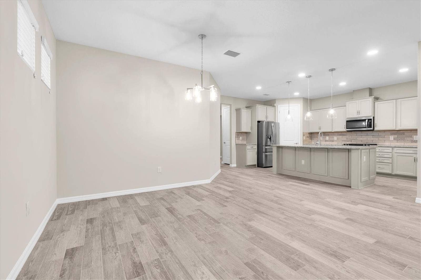 2122 LONG SPUR, Odessa, FL 33556