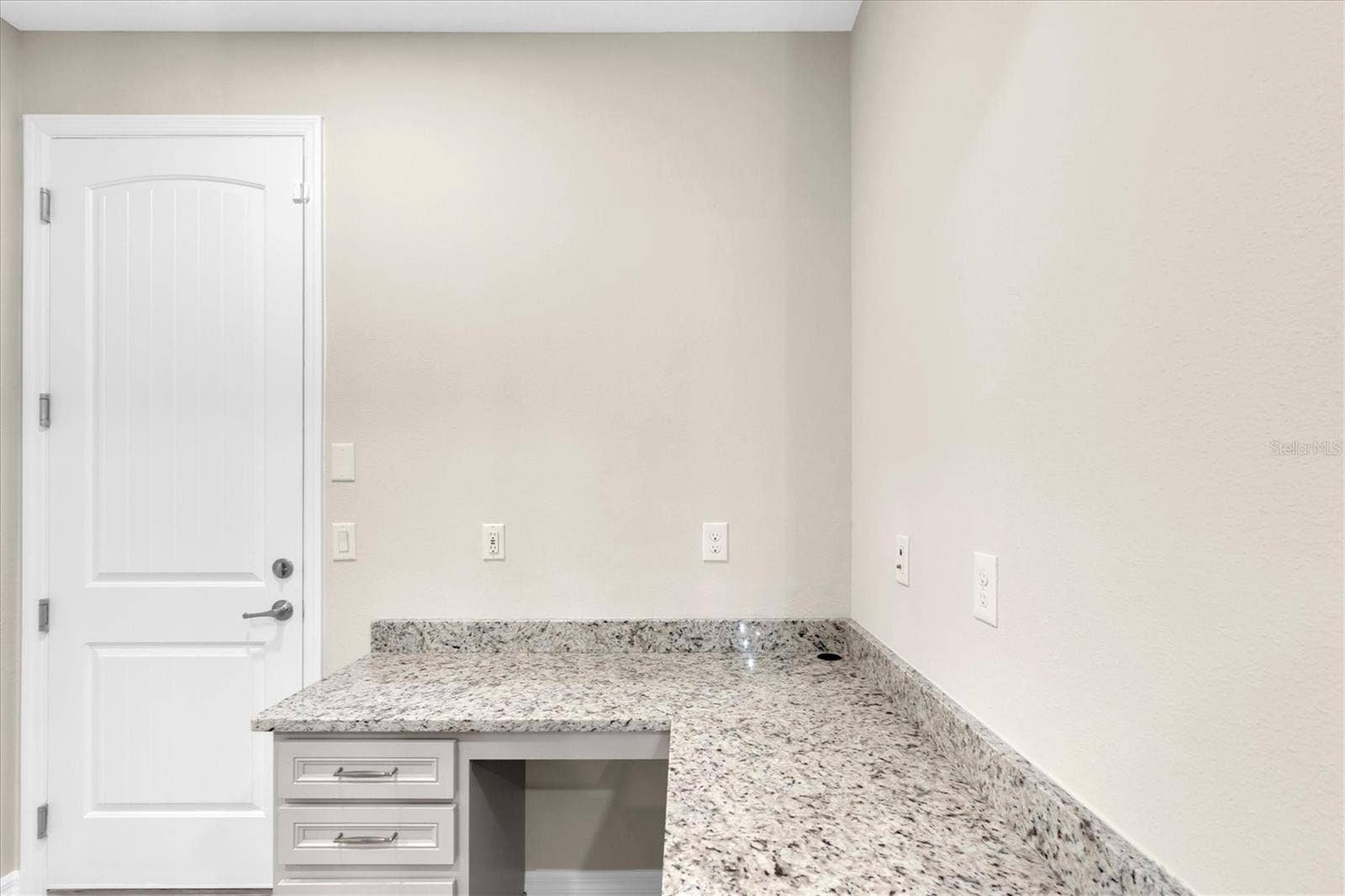 2122 LONG SPUR, Odessa, FL 33556
