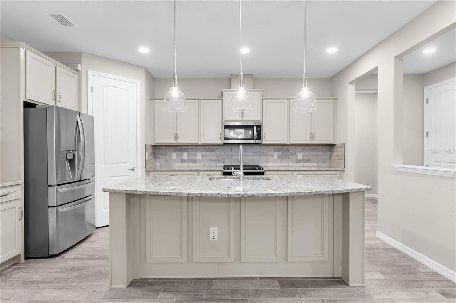 2122 LONG SPUR, Odessa, FL 33556