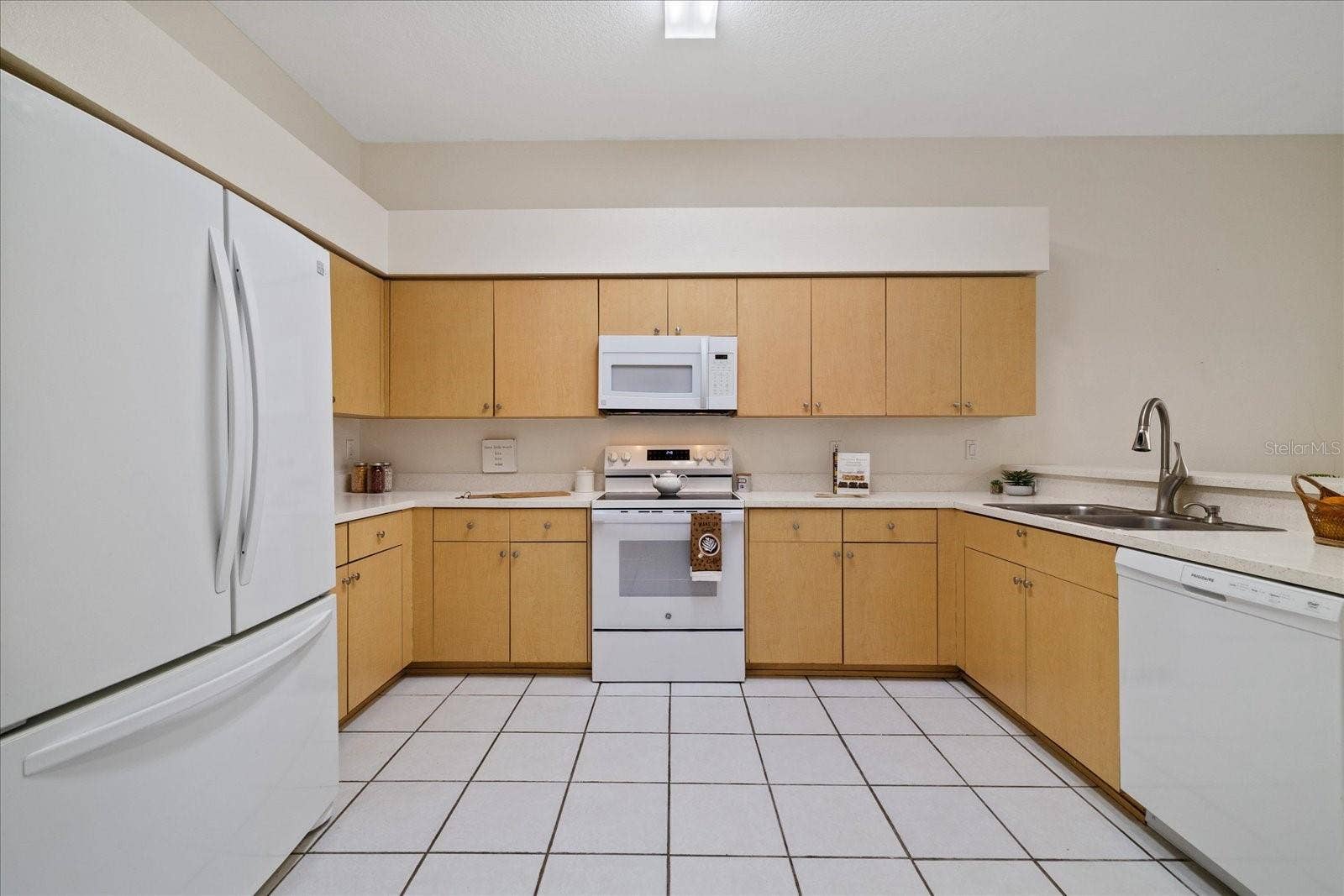 12128 LOBLOLLY PINE DRIVE, New Port Richey, FL 34654