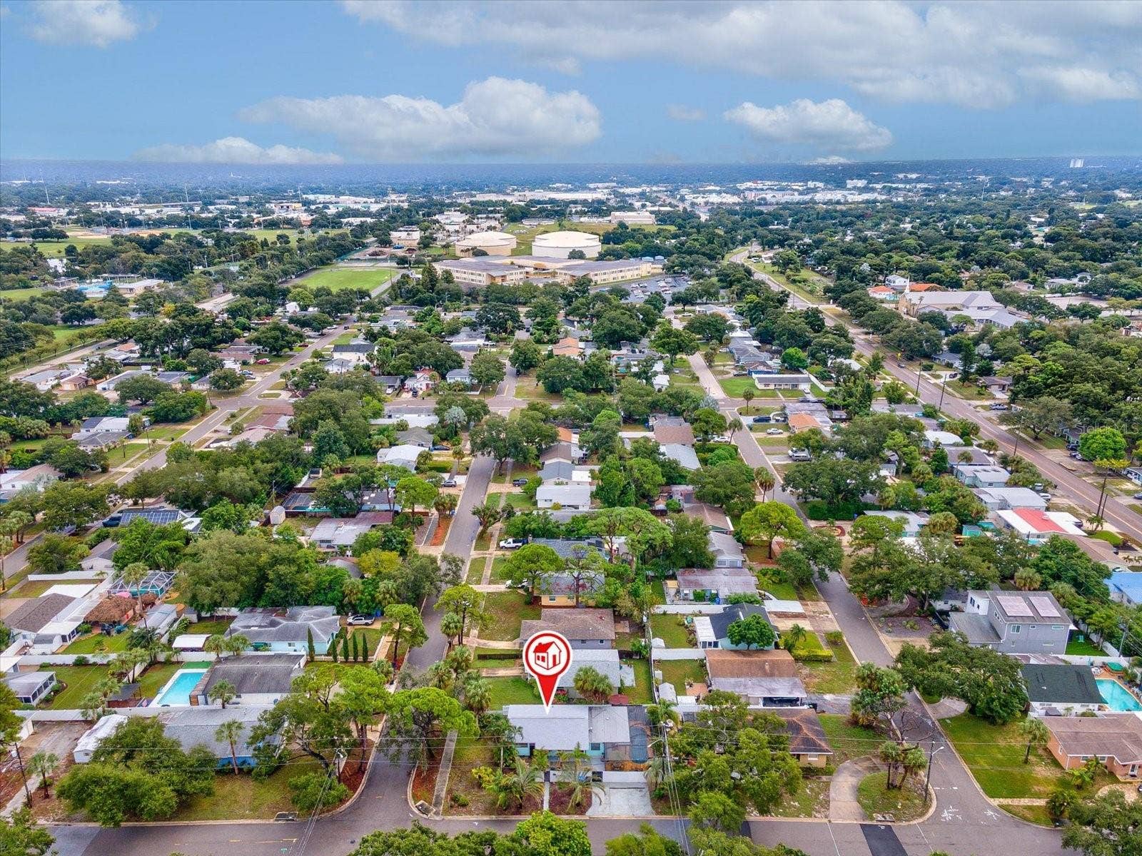 2375 N 81ST STREET N, St Petersburg, FL 33710