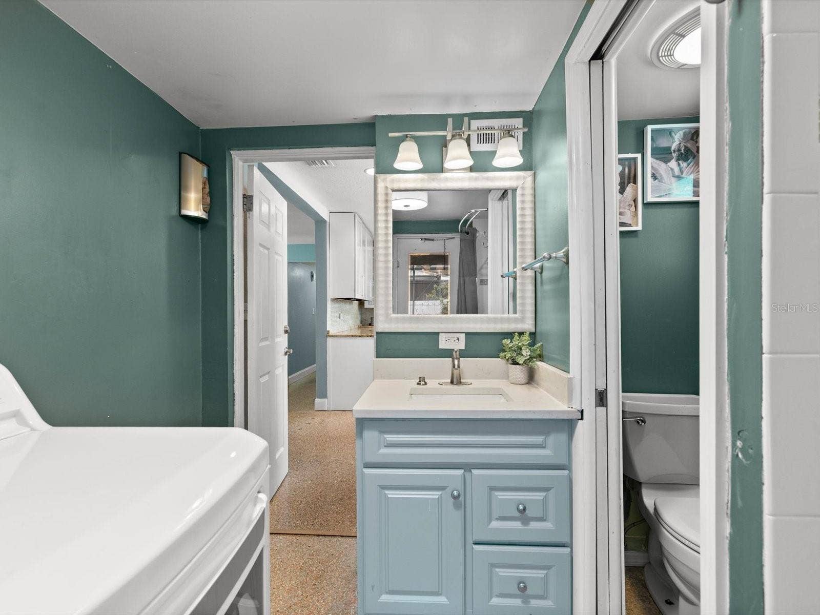 bathroom 2