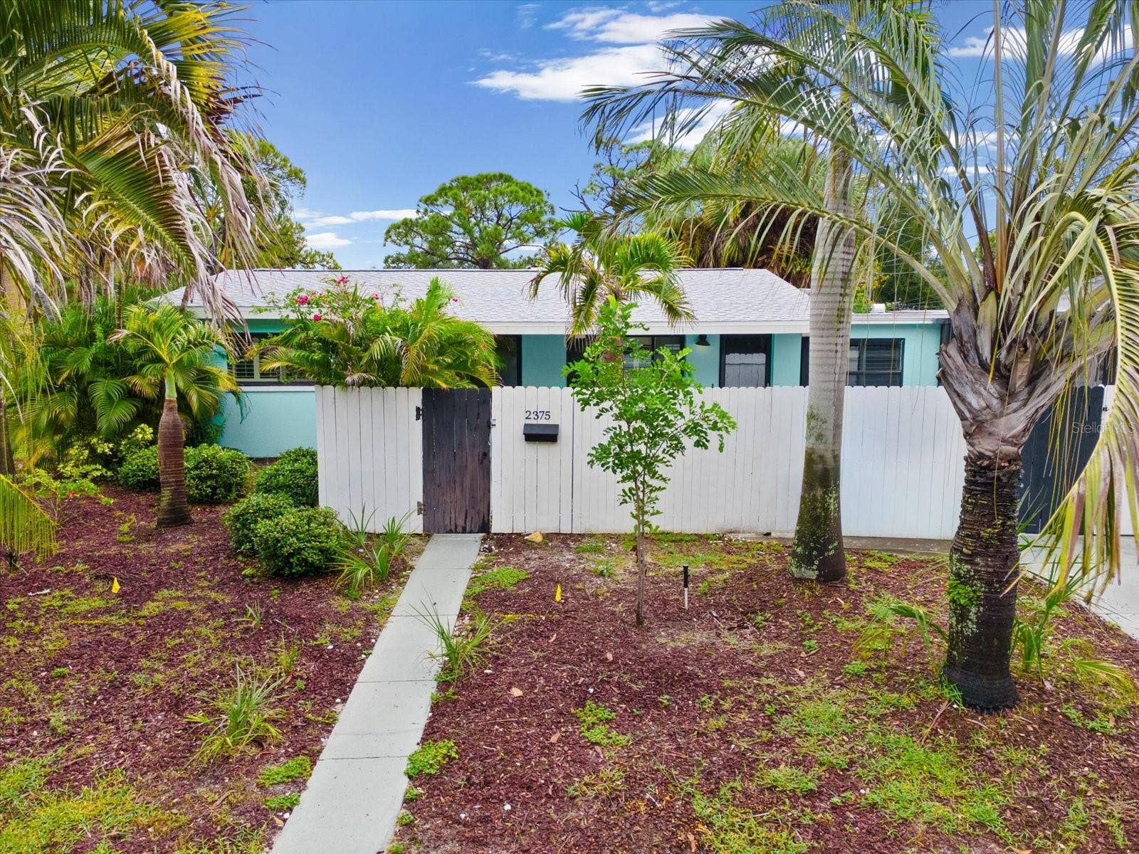 2375 N 81ST STREET N, St Petersburg, FL 33710