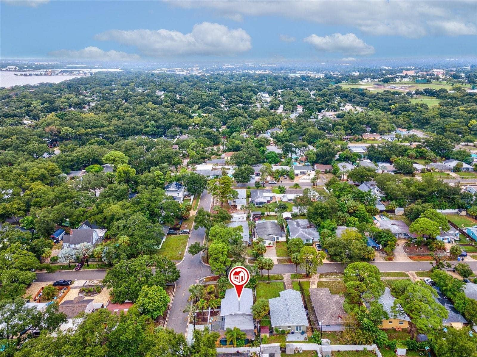 2375 N 81ST STREET N, St Petersburg, FL 33710