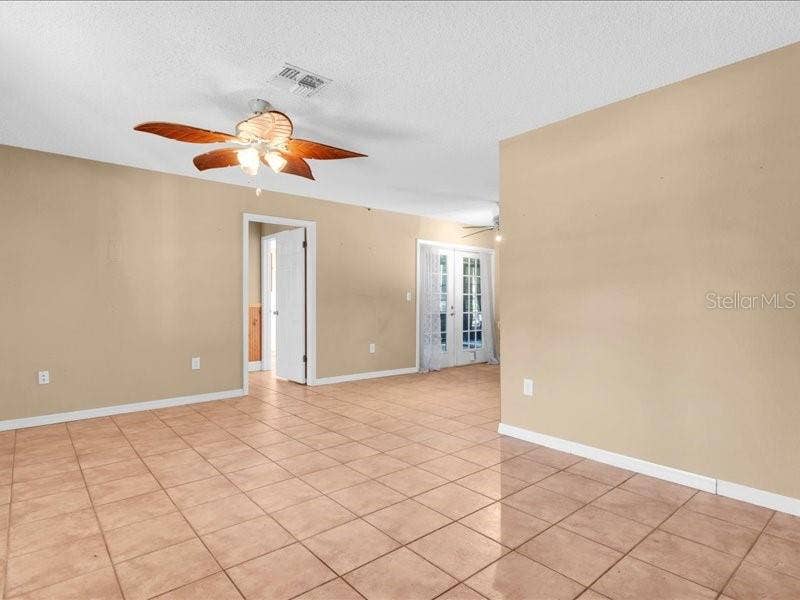12805 PECAN TREE DRIVE, Hudson, FL 34669 12805 PECAN TREE DRIVE, Hudson, FL 34669