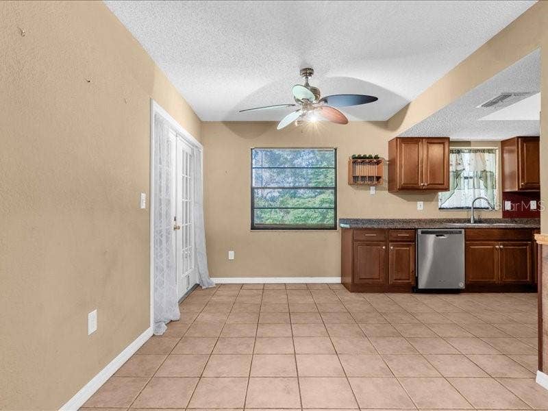 12805 PECAN TREE DRIVE, Hudson, FL 34669 12805 PECAN TREE DRIVE, Hudson, FL 34669