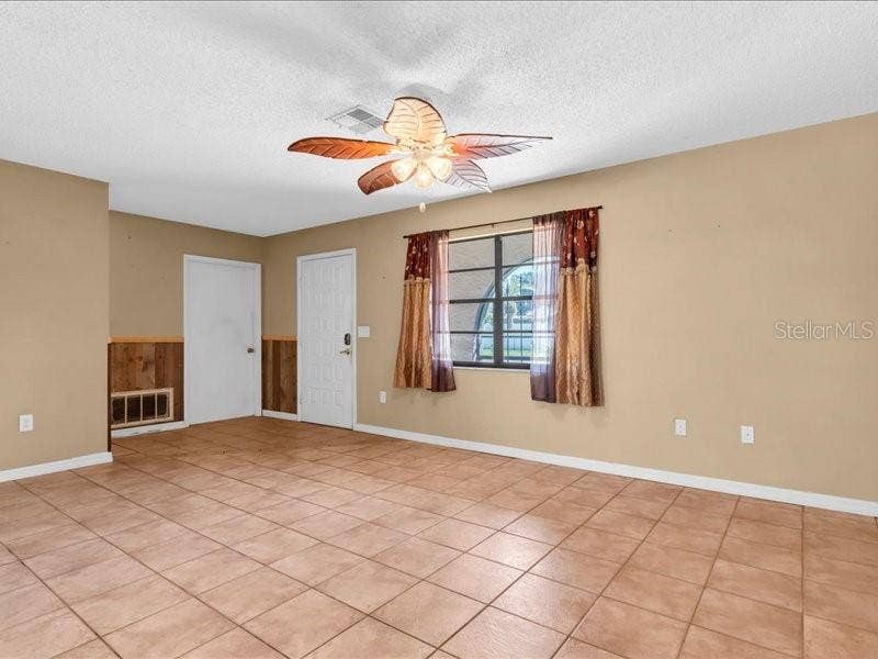 12805 PECAN TREE DRIVE, Hudson, FL 34669 12805 PECAN TREE DRIVE, Hudson, FL 34669