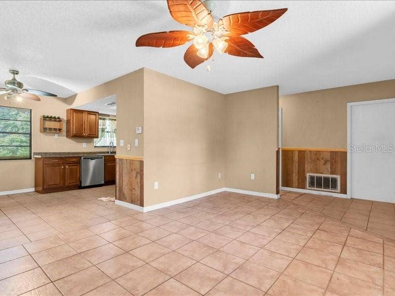 12805 PECAN TREE DRIVE, Hudson, FL 34669 12805 PECAN TREE DRIVE, Hudson, FL 34669