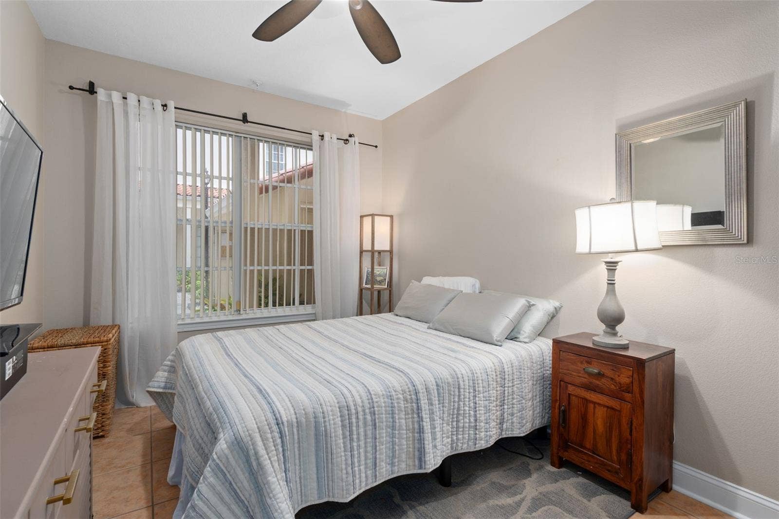 701 MIRROR LAKE DRIVE N, #120, St Petersburg, FL 33701 Guest Bedroom
