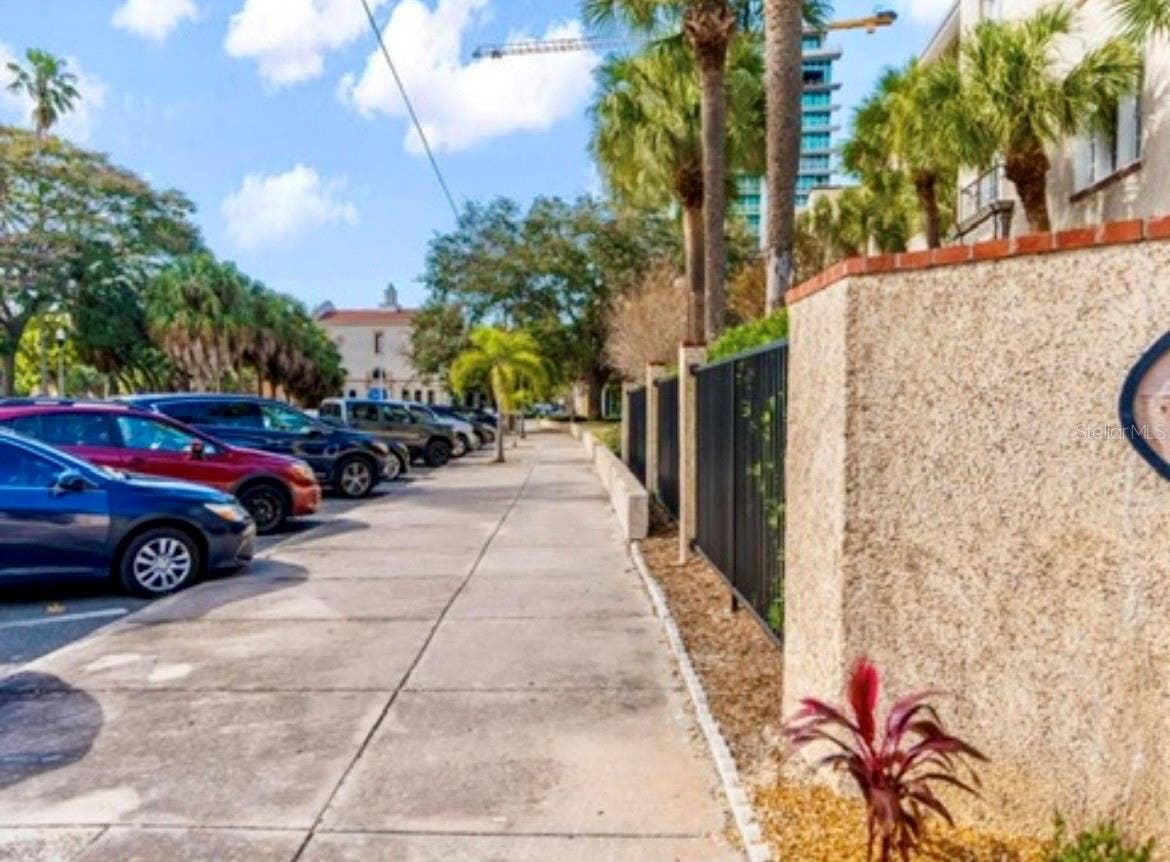 701 MIRROR LAKE DRIVE N, #120, St Petersburg, FL 33701 Parking Area in Front of Building