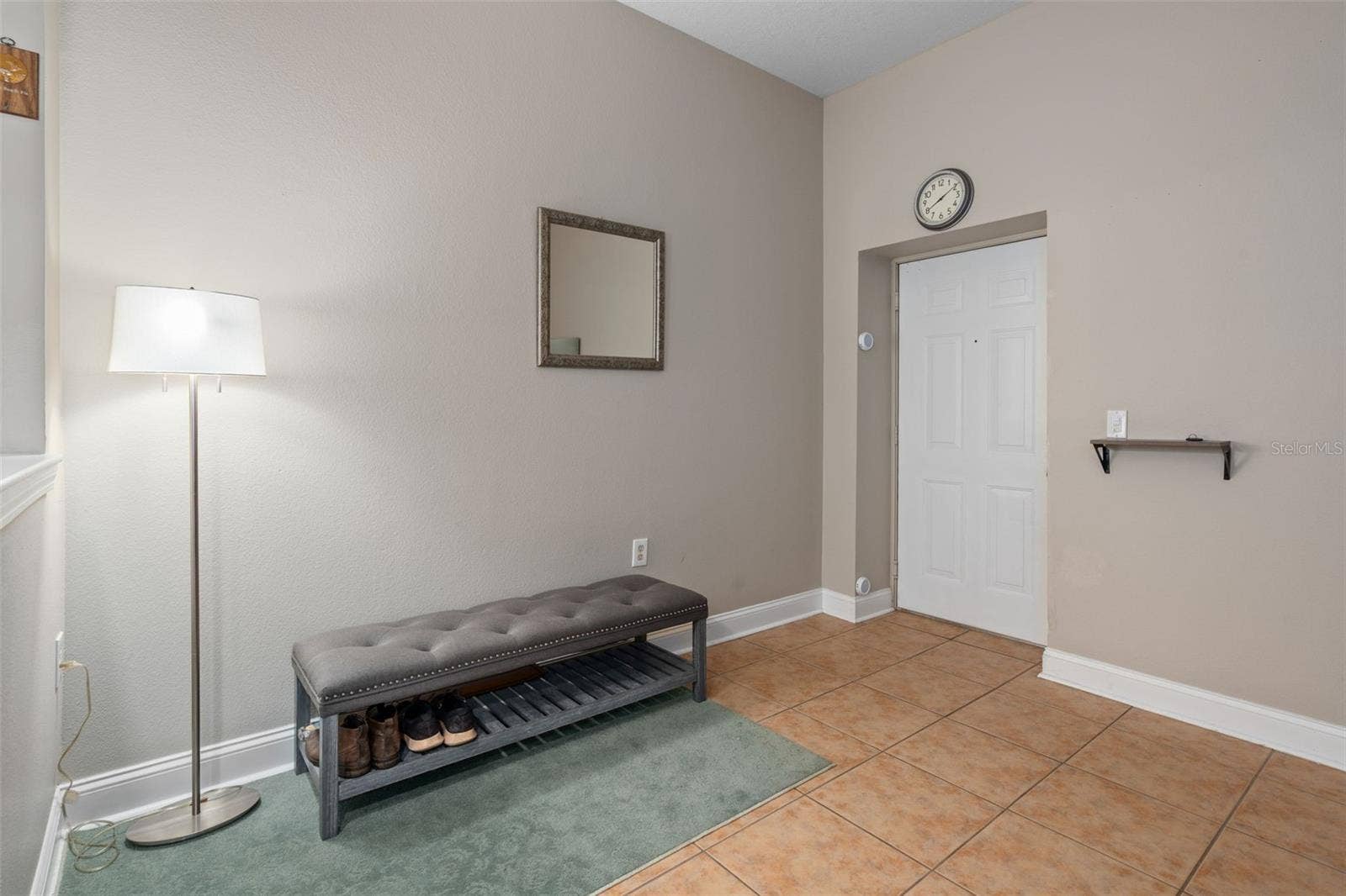 701 MIRROR LAKE DRIVE N, #120, St Petersburg, FL 33701 Entry Foyer