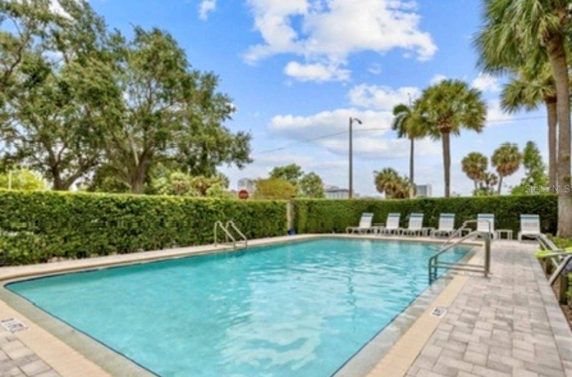 701 MIRROR LAKE DRIVE N, #120, St Petersburg, FL 33701 Heated Pool
