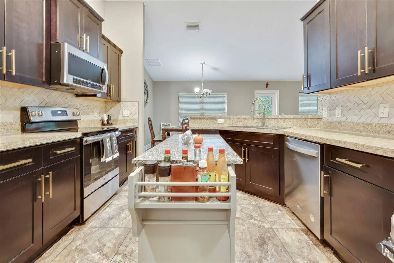 12342 QUIGLEY AVENUE, Weeki Wachee, FL 34614