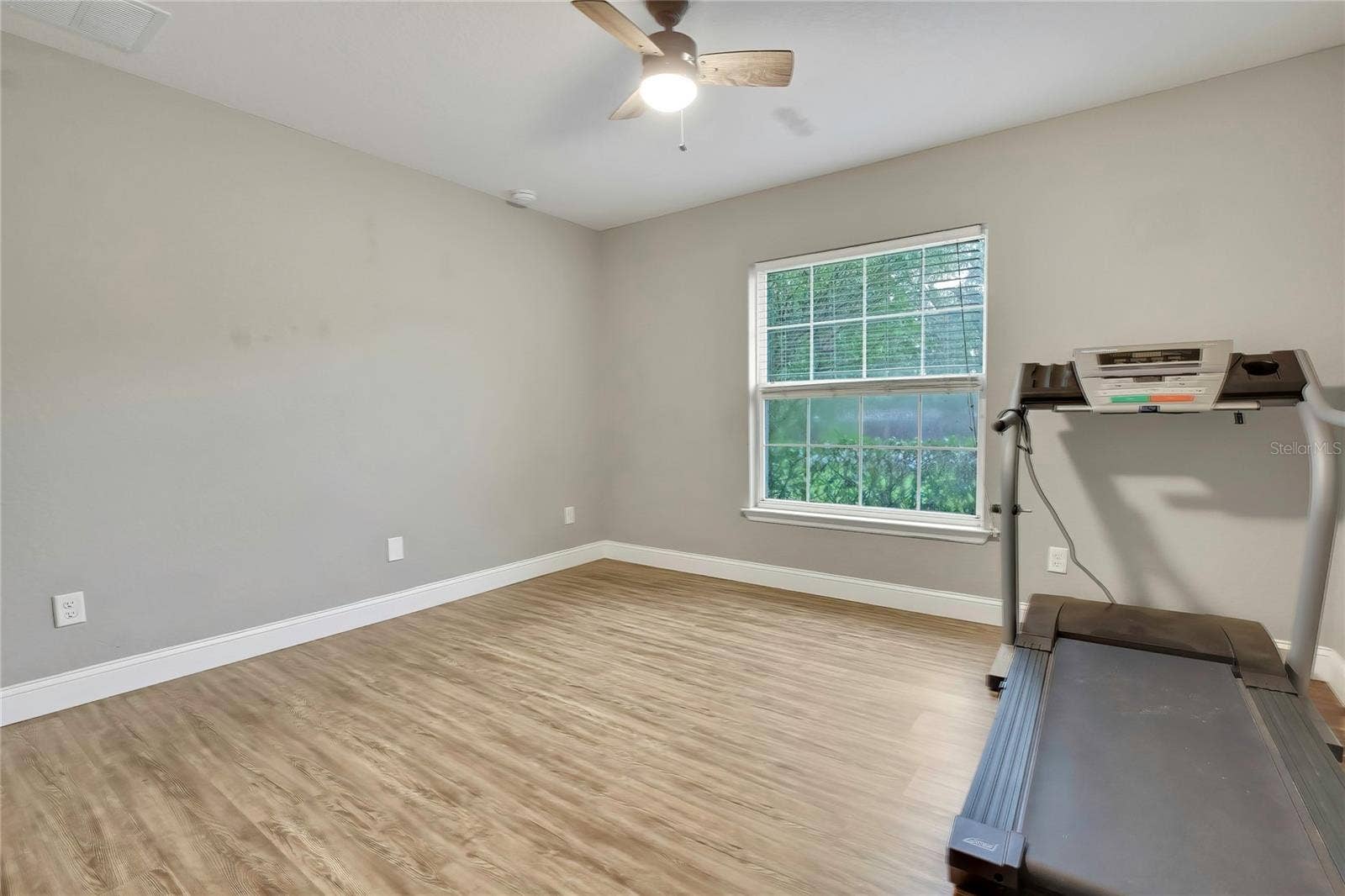12342 QUIGLEY AVENUE, Weeki Wachee, FL 34614