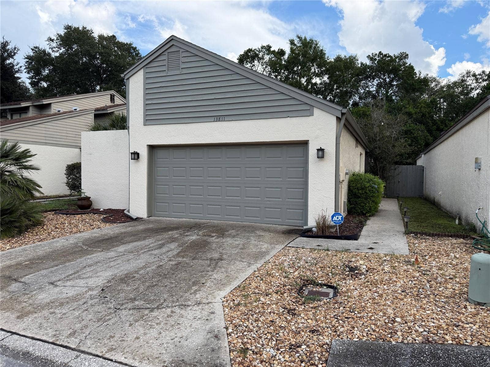 13811 LAZY OAK DRIVE, #21, Tampa, FL 33613 Side Elevation Front Door Side