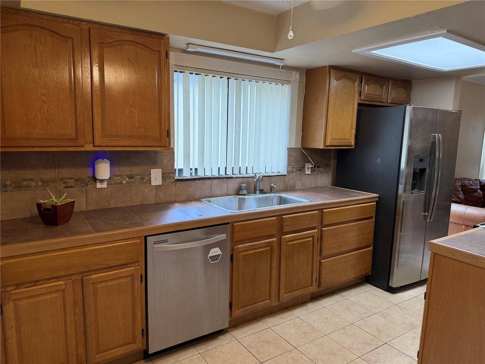 13811 LAZY OAK DRIVE, #21, Tampa, FL 33613 Kitchen