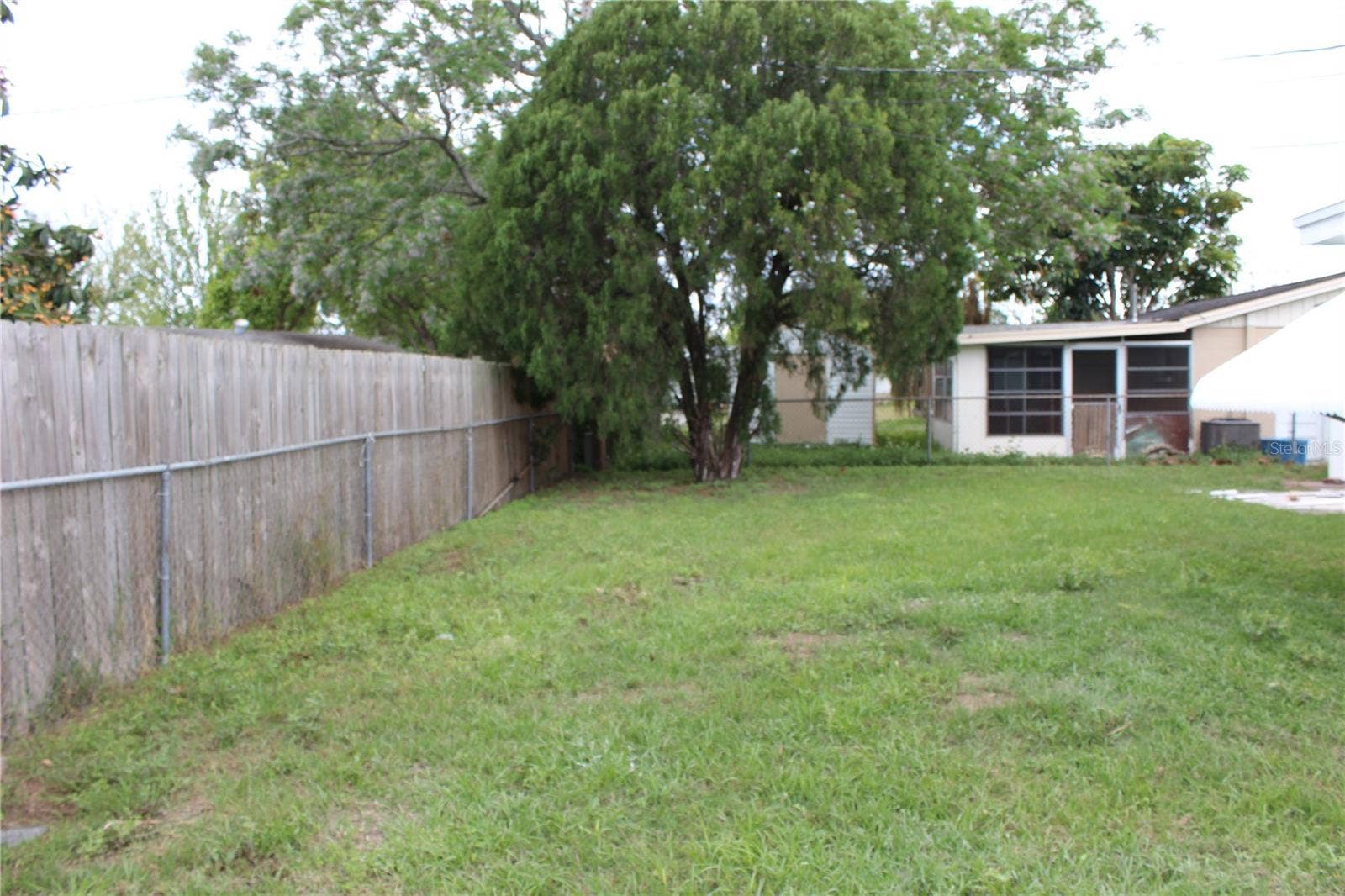 4424 TERRY LOOP, #B, New Port Richey, FL 34652 Backyard