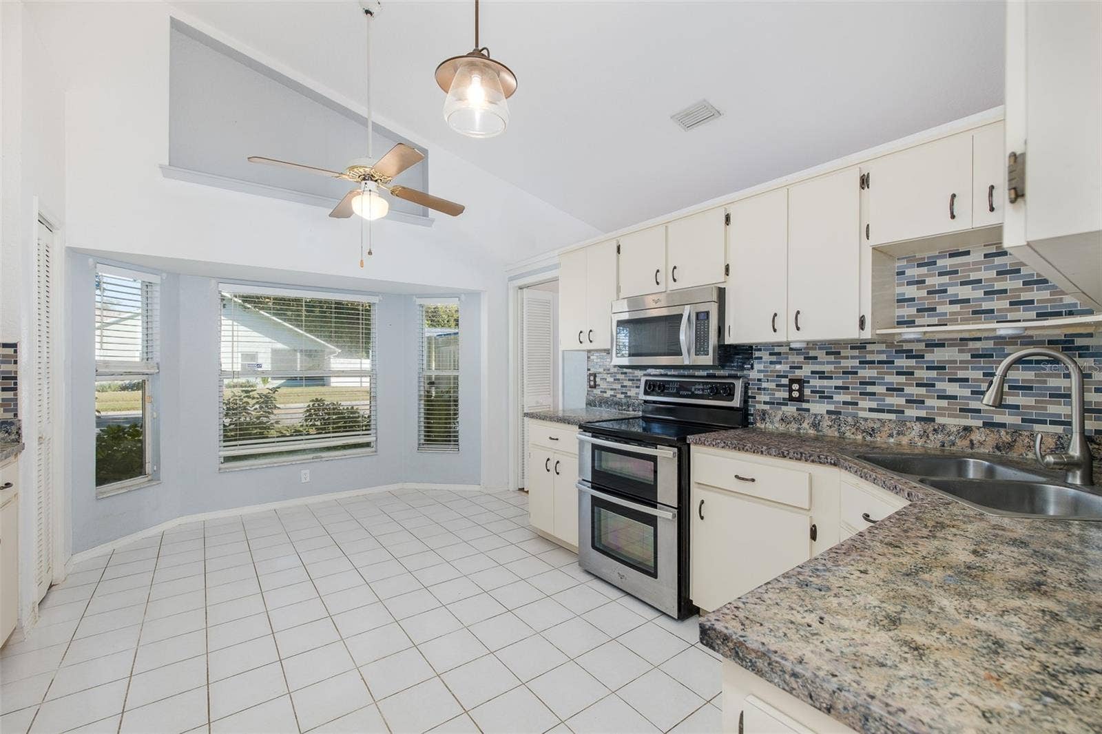 4622 SAWGRASS BOULEVARD, New Port Richey, FL 34653 4622 SAWGRASS BOULEVARD, New Port Richey, FL 34653