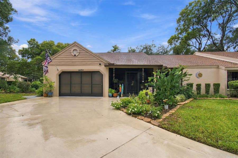 Property photo for 6694 PIN OAK COURT, Spring Hill, FL